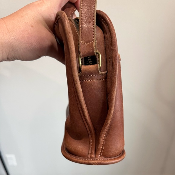 Coach British Tan Vintage 0607-353 Leather Crossbody Purse 11.5x8x3.5" - Picture 9 of 9